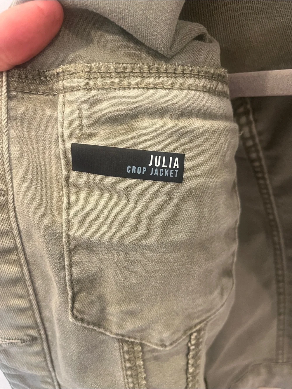 Kut from the Kloth Julia Crop Denim Jacket